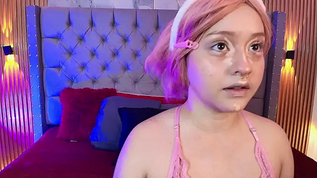 Suxan White  online show from 01.17.26