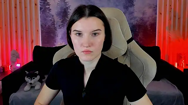 AgataWillis online show from 10.27.25