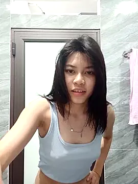 Snapshot of Katanh chatting on 03.28.26 Katanh online show from 03.28.26