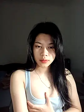 Snapshot of Katanh chatting on 04.14.26 Katanh online show from 04.14.26