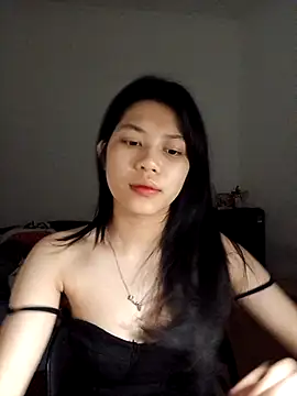 Snapshot of Katanh chatting on 04.17.26 Katanh online show from 04.17.26