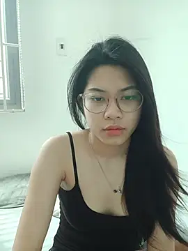 Snapshot of Katanh chatting on 07.18.26 Katanh online show from 07.18.26