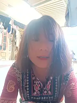 Snapshot of linda_bae00 chatting on 05.05.26 linda bae00 online show from 05.05.26