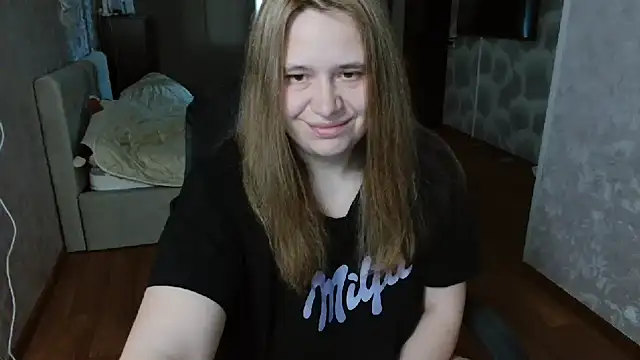 Snapshot of AdelinaLawson chatting on 05.13.26 AdelinaLawson online show from 05.13.26