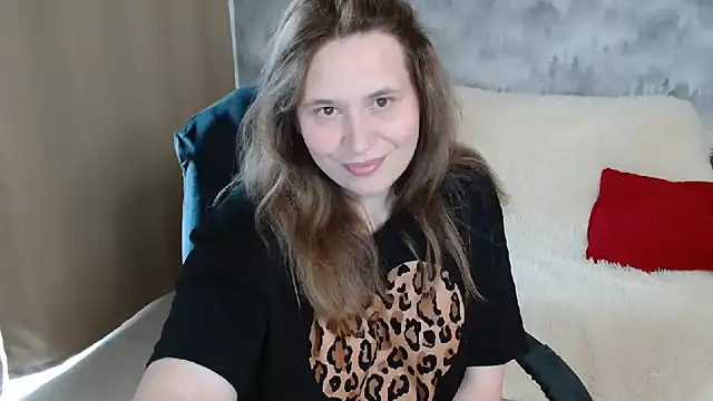 Snapshot of AdelinaLawson chatting on 06.06.26 AdelinaLawson online show from 06.06.26