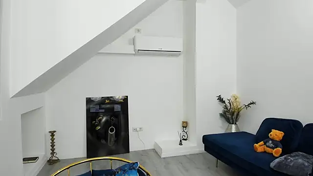 Ranya Evy online show from 09.16.25