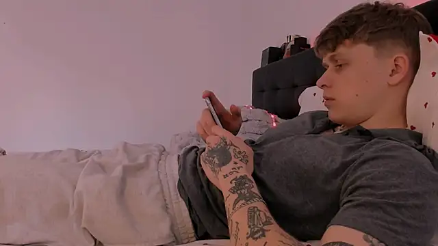 TalkingHead 0  online show from 03.14.26