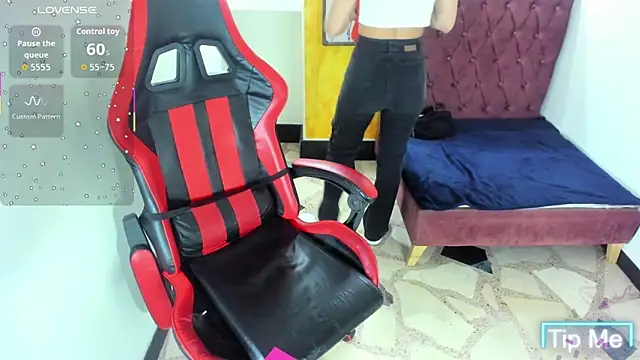 alison moon7 online show from 12.18.25