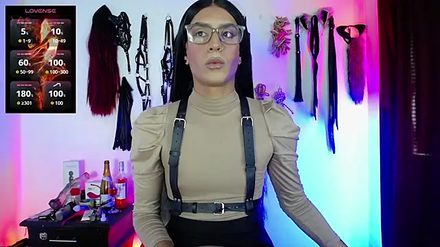 Akinoro dark online show from 09.12.25