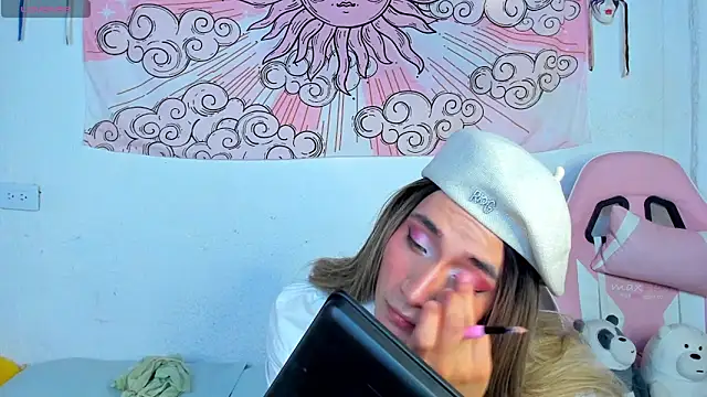Snapshot of brihanna_cooper chatting on 05.08.26 brihanna cooper online show from 05.08.26