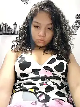 Snapshot of PRINCESSBLUE333 chatting on 09.21.25 PRINCESSBLUE333 online show from 09.21.25