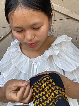 milo bae online show from 03.02.26