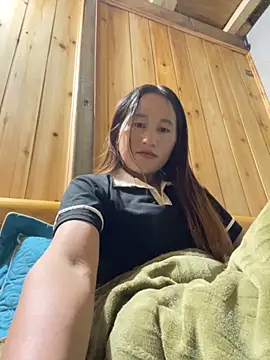 phungtiti online show from 11.04.25