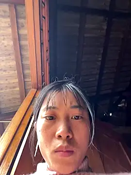 EmLy02 online show from 12.17.25