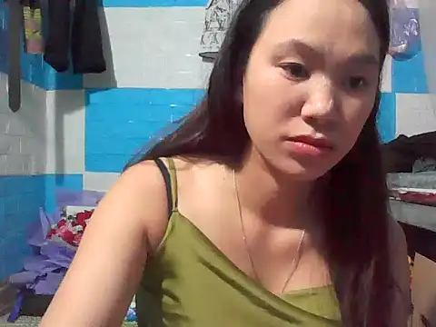 Snapshot of fanchunn chatting on 10.20.25 fanchunn online show from 10.20.25