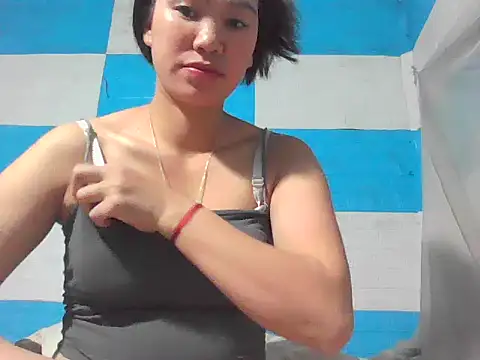 Snapshot of fanchunn chatting on 11.05.25 fanchunn online show from 11.05.25