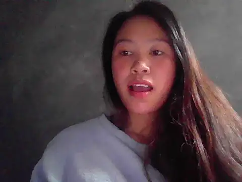 Snapshot of fanchunn chatting on 11.26.25 fanchunn online show from 11.26.25