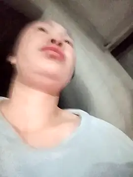 Snapshot of fanchunn chatting on 12.17.25 fanchunn online show from 12.17.25