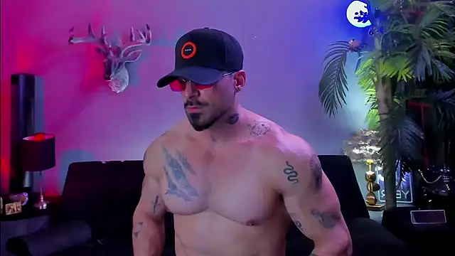 Snapshot of dennis_cox1 chatting on 05.19.26 dennis cox1 online show from 05.19.26