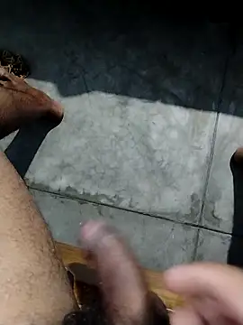 Snapshot of Jhaat_Ke_Baal_IND chatting on 10.07.25 Jhaat Ke Baal IND online show from 10.07.25