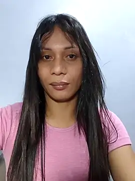 Snapshot of missruffa chatting on 05.21.26 missruffa online show from 05.21.26