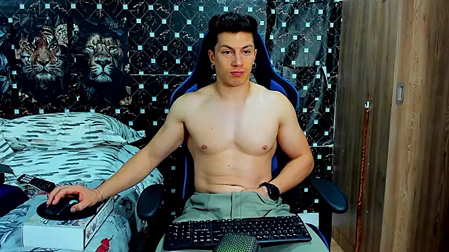 javiersexymann online show from 03.02.26