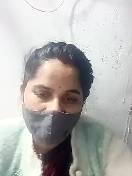 JULEE-740 online show from 10.30.25