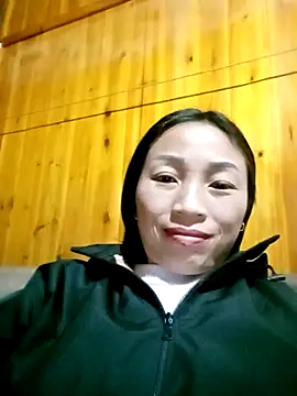 Snapshot of lucybaby00 chatting on 02.02.26 lucybaby00 online show from 02.02.26