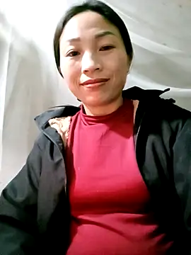 Snapshot of lucybaby00 chatting on 02.11.26 lucybaby00 online show from 02.11.26