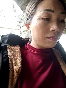 Snapshot of lucybaby00 chatting on 02.14.26 lucybaby00 online show from 02.14.26