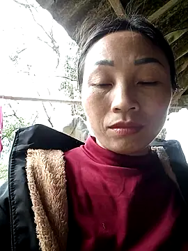 Snapshot of lucybaby00 chatting on 02.15.26 lucybaby00 online show from 02.15.26