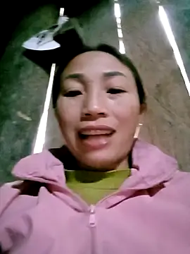 Snapshot of lucybaby00 chatting on 02.20.26 lucybaby00 online show from 02.20.26