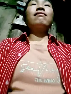 Snapshot of lucybaby00 chatting on 02.26.26 lucybaby00 online show from 02.26.26