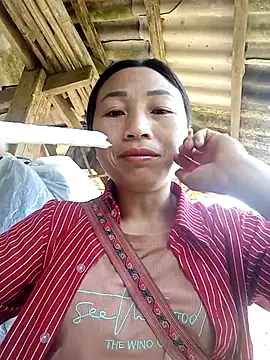 Snapshot of lucybaby00 chatting on 02.27.26 lucybaby00 online show from 02.27.26