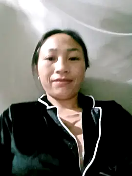 Snapshot of lucybaby00 chatting on 02.27.26 lucybaby00 online show from 02.27.26