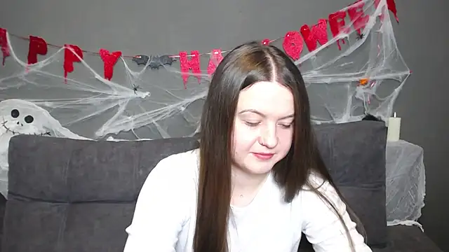 MavkaCute online show from 10.16.25