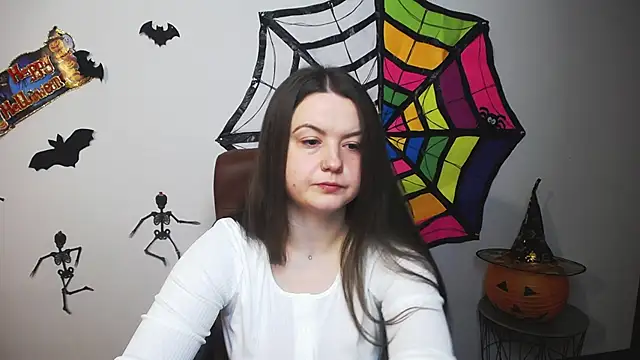 MavkaCute online show from 10.18.25