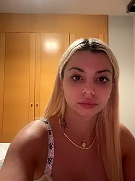 NoeliaGarcia17 online show from 09.19.25