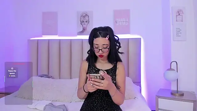 Miacorner  online show from 02.21.26