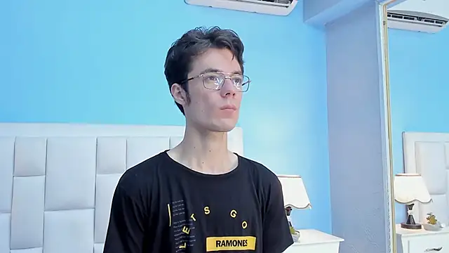 VIKTORNOIR online show from 09.11.25