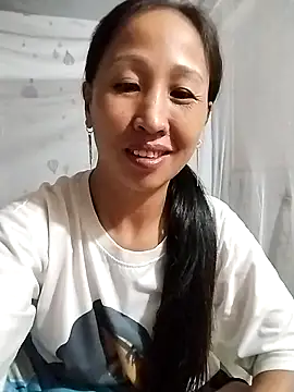 cute love00 online show from 10.29.25