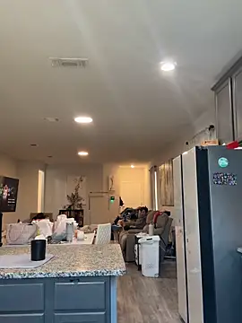 bbgurlnickii online show from 10.20.25