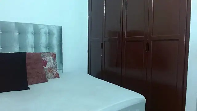 Snapshot of DaiishaWolf chatting on 09.10.25 DaiishaWolf online show from 09.10.25