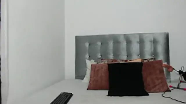 Snapshot of DaiishaWolf chatting on 10.08.25 DaiishaWolf online show from 10.08.25