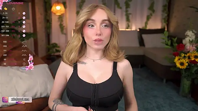 Snapshot of BabyyyLunaX chatting on 05.04.26 BabyyyLunaX online show from 05.04.26