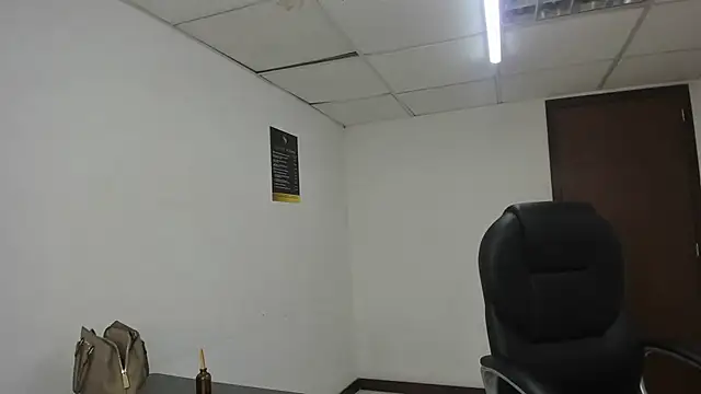 Aisha hotts777 online show from 02.27.26