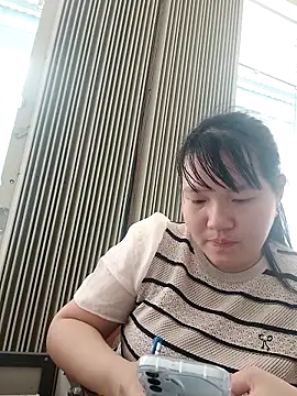  Babyrose  online show from 10.23.25