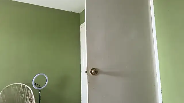 Snapshot of Liaprettygirl chatting on 02.21.26 Liaprettygirl online show from 02.21.26