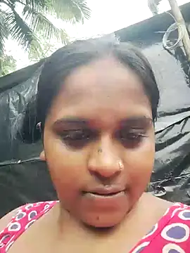 Snapshot of Hot-Show2 chatting on 10.09.25 Hot-Show2 online show from 10.09.25