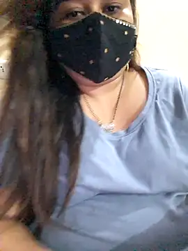 Snapshot of indian-hotmilfs chatting on 09.10.25 indian-hotmilfs online show from 09.10.25